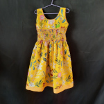 Robe à smocks, taille 6 ans