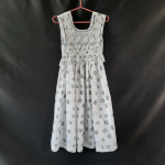 Robe à smocks, taille 6 ans